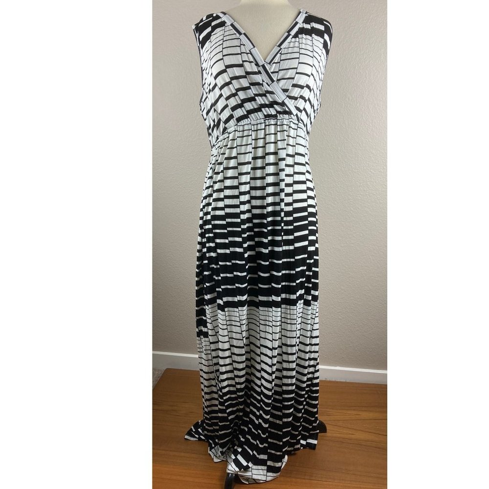 Lane Bryant Black and White Geometric Maxi Dress